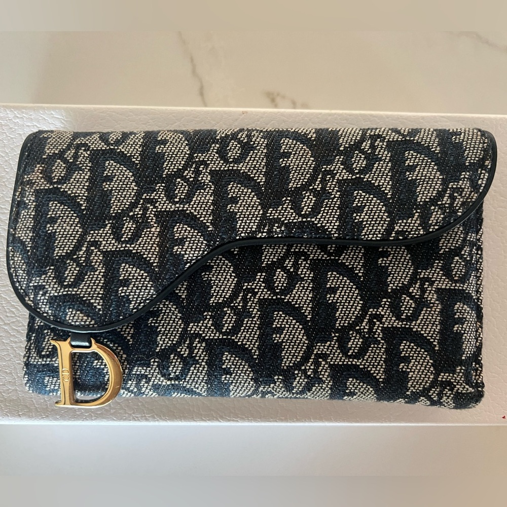 ❤️❤️❤️SOLD SOLD SOLD Christian Dior oblique saddle long wallet